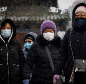 चीनमा कोरोनाका नयाँ संक्रमितको संख्या दुई महिनायताकै कम