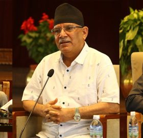 भोलि देखि प्रचण्ड र देउवाको साथ् छोड्दै माधव नेपाल