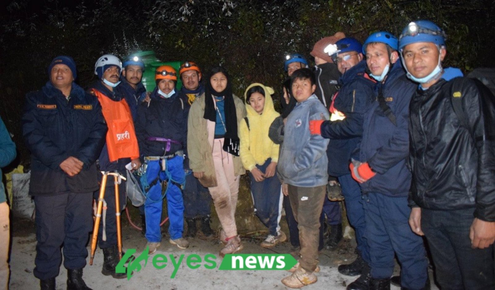 चन्द्रागिरि घुम्न गएका बेला हराएका पाँच जनाको उद्धार