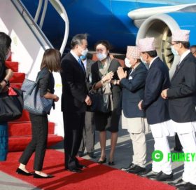 नेपालमा वाङ यी : बौद्ध-शिवपुरीको भ्रमणदेखि प्रचण्ड-ओलीलाई एकै स्थानमा भेटसम्म !