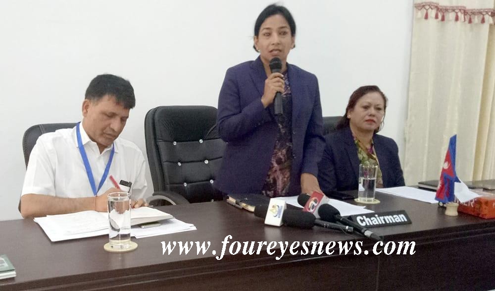 भरतपुर महानगरले दियो ७ सरकारी विद्यालयलाई स्कुल बस