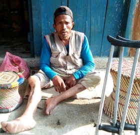 धामीको भर पर्दा अशक्त