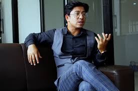 ‘पीर’ गीतकाे यौनकर्मी सिनप्रति आत्मआलोचना गर्न चाहन्छु : प्रकाश सपूत