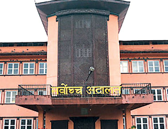 सर्वाेच्चको आदेश- ‘जनप्रतिनिधिले राजीनामा दिनुपर्ने प्रावधान तत्काल कार्यान्वयन नगर्नू’