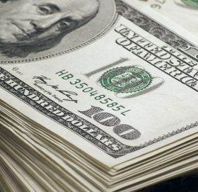 रुसी नागरिकले १० हजार डलरभन्दा बढी लिएर देश छाड्‍न नपाउने