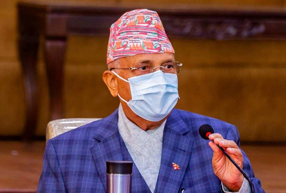 आफ्नै मन्त्रीहरुसँग प्रधानमन्त्री ओलीको अविश्वास