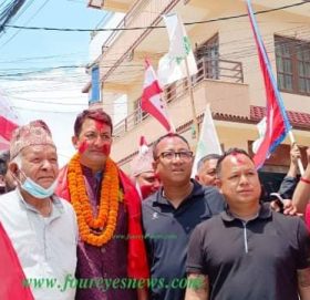 ७ सालका कांग्रेसी योद्धाको आशीर्वादसाथ मेयर उम्मेद्वार रिसालको घरदैलो कार्यक्रम