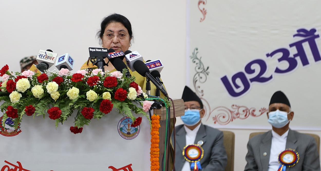 लोक सेवा आयोगलाई नयाँ चुनौतीसँग सामना गर्नेगरी सुधार गर्नु आवश्यक छ : राष्ट्रपति भण्डारी