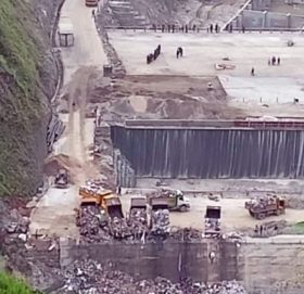 काठमाडौंको फोहोर रातिमात्र लैजान पाउने गरी मध्यरातमा १८ बुँदे सहमति