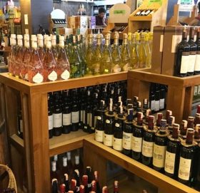 रक्सी खाने मान्छेप्रति कठोर बन्यो सरकार, कुन रक्सीको मूल्य कति बढ्यो ?