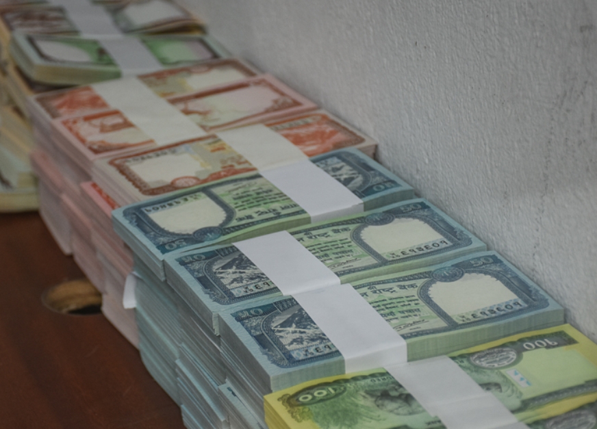 नेपाली रुपैयाँ इतिहासकै कमजोर अवस्थामा