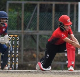 हङकङसँग नेपाल पराजित, सेमिफाइनलमा युएईसँग खेल्ने