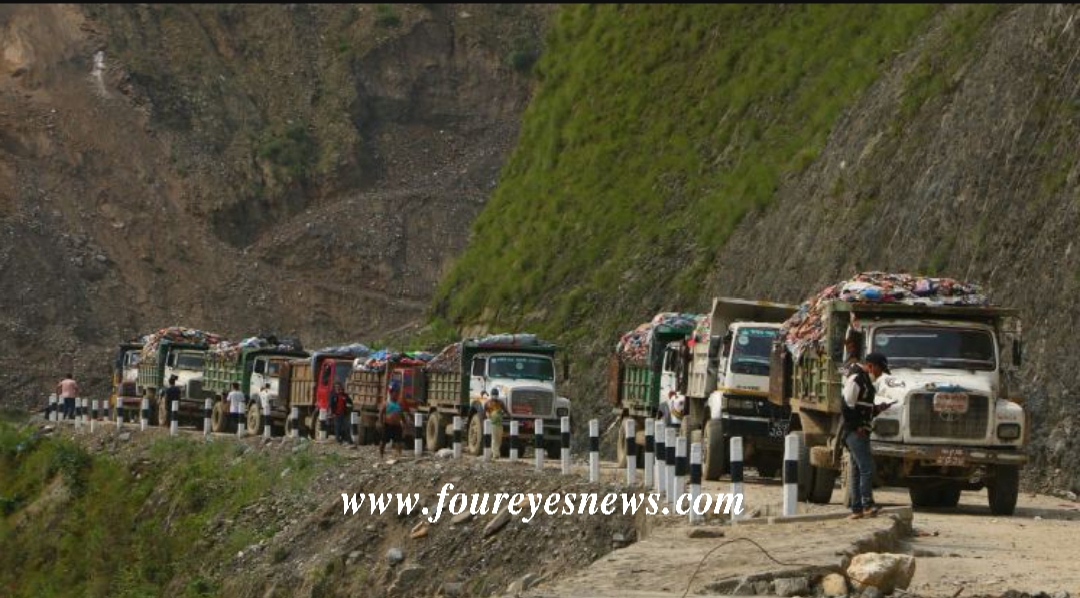 बञ्चरेडाँडामा तनाव : स्थानीयले रोके फोहोर बोकेका गाडी