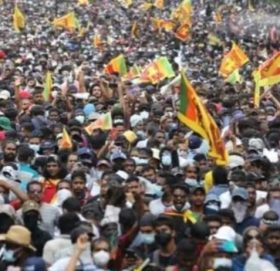 श्रीलंकामा जनविद्रोहको आगो, नेपाली नेतामा बढ्दै त्रास !!!