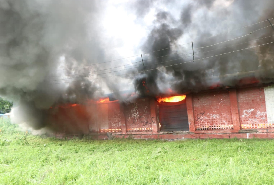 भृकुटीमण्डपमा हिजो ननिबेको आगो फेरि दन्कियो