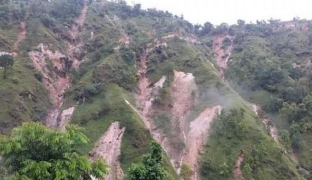 डोटीको सायलका ५८४ घरधुरी पहिराको जोखिममा