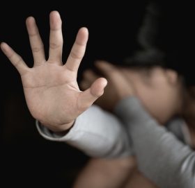 किशोरीलाई जबरजस्ती करणी गरेको अभियोगमा पक्राउ