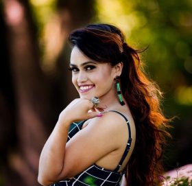 नेपाली कलाकारिता नक्षेत्रकी उदायमान तारा सन्ध्या सानू