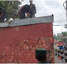 भोटाहिटी–रत्नपार्कका अवैध संरचना भत्काउन सुरु