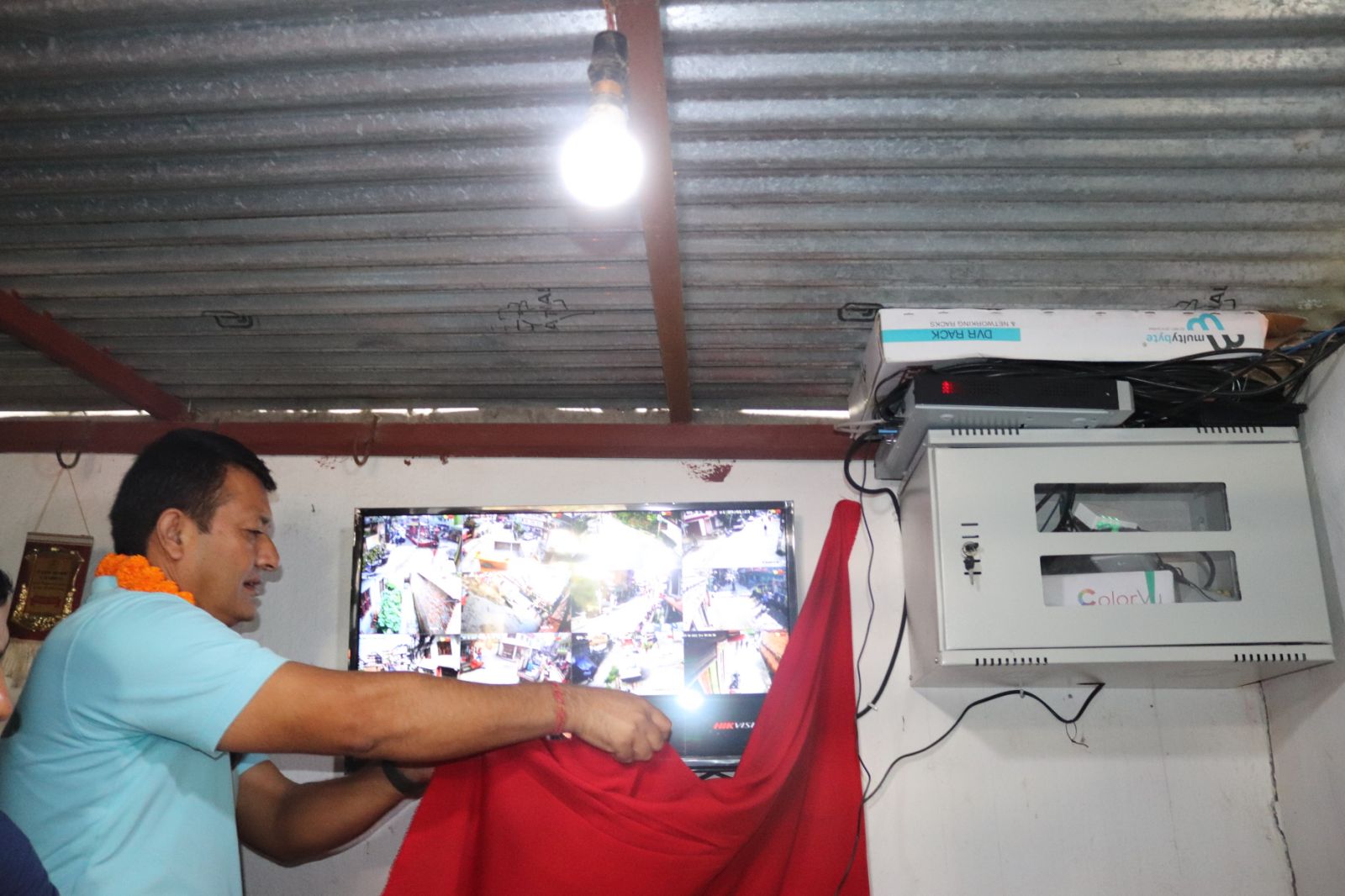 गोकर्णेश्वोर-६ द्वारा सि.सि.टिभी जडान तथा हस्तान्तरण कार्य सम्पन्न