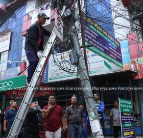 गो.न.पा.०८ वडा अध्यक्ष नन्दलाल श्रेष्ठको अव्यवस्थित तार व्यवस्थापनमा सक्रियता
