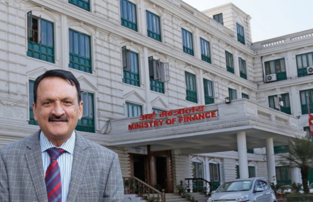 अर्थमन्त्रालयको बागडोर प्रकाशशरण महतलाई दिने बालुवाटारमा सहमति