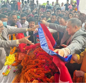 सुदूरपश्चिम प्रदेशका कानूनमन्त्री सिंहको शवलाई श्रद्धाञ्जलीका लागि धनगढीमा राखियो