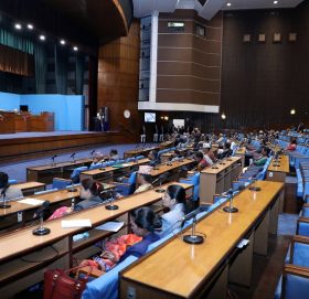 प्रतिनिधि सभा बैठकमा एमाले र रास्वपाको अवरोध