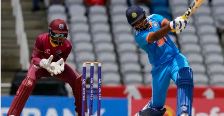 निर्णायक एक दिवसीय क्रिकेटमा भारतले वेस्ट इन्डिजलाई दुई सय रनले हरायो