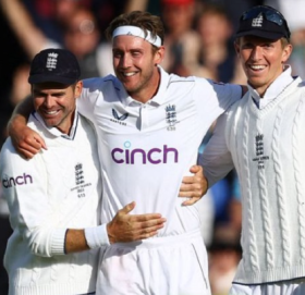 द एसेज शृङ्खलाको अन्तिम खेलमा पुनरागमनसँगै इङ्ल्यान्डको जित