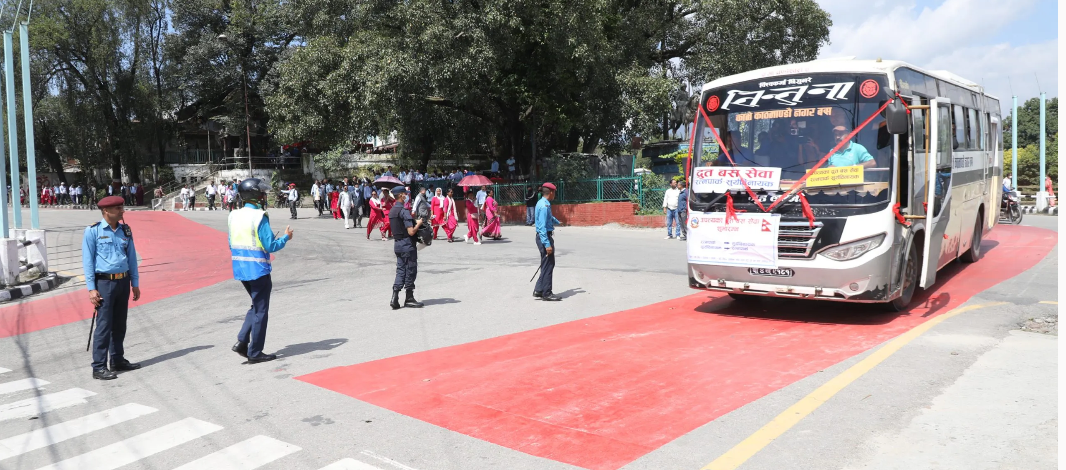 रत्नपार्कदेखि सूर्यविनायकसम्म आजदेखि २५ वटा द्रुत बस चल्ने