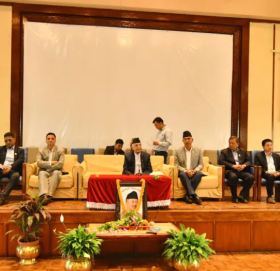 नेम्वाङको आसन खाली राखेर बस्यो एमाले संसदीय दलको बैठक