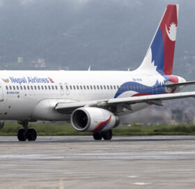 दुबईका लागि उडेको निगमको जहाज भैरहवामा बिग्रियो