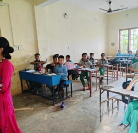 सुत्केरी बिदामा ‘सट्टा शिक्षक’