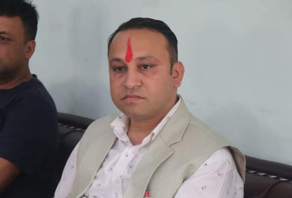 कर्मचारी र व्यवसायीलाई हातपात गर्ने वडाध्यक्ष पक्राउ