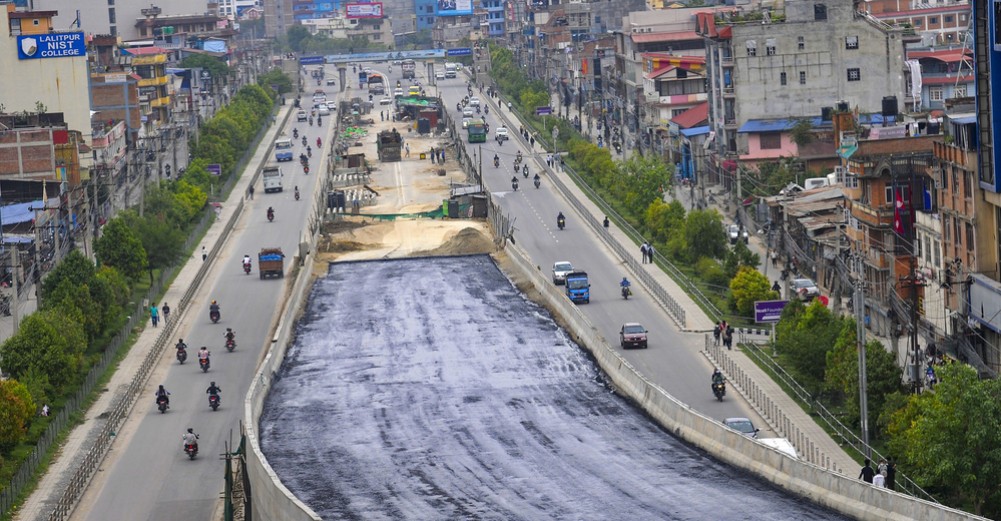 ग्वार्को ओभरपास जेठभित्रै बनिसक्ने