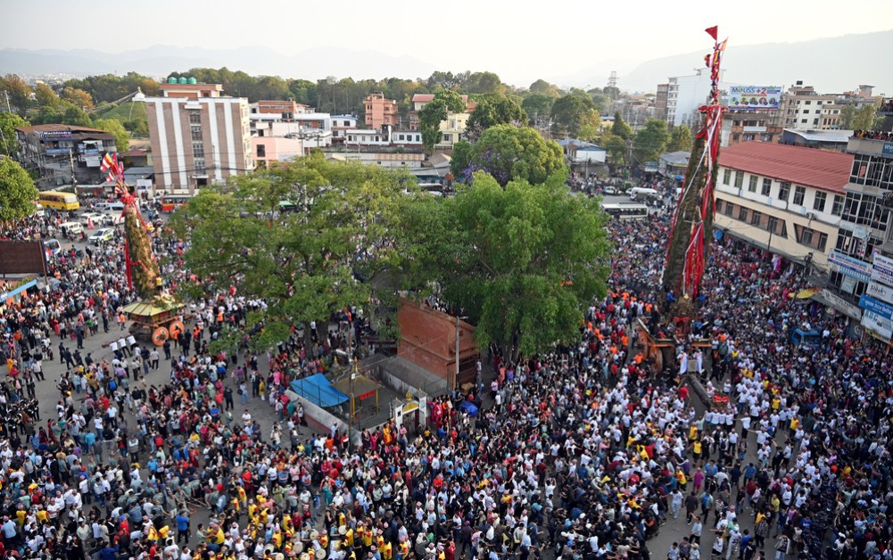 दुलामाजुलाई मत्स्येन्द्रनाथले तीन पटक परिक्रमा गराइयो